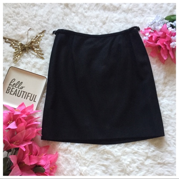 ANN TAYLOR NWT Black Wool Skirt Petite Size 4P - Picture 1 of 4